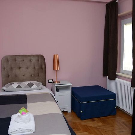 B&B Aurora Domus D'A-Mare Pesaro Dış mekan fotoğraf