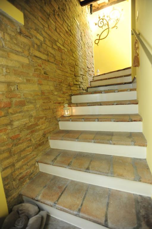 B&B Aurora Domus D'A-Mare Pesaro Dış mekan fotoğraf