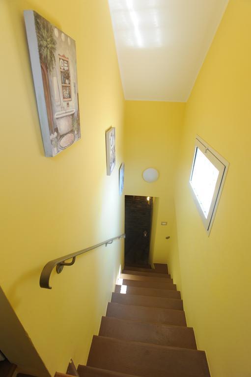 B&B Aurora Domus D'A-Mare Pesaro Dış mekan fotoğraf