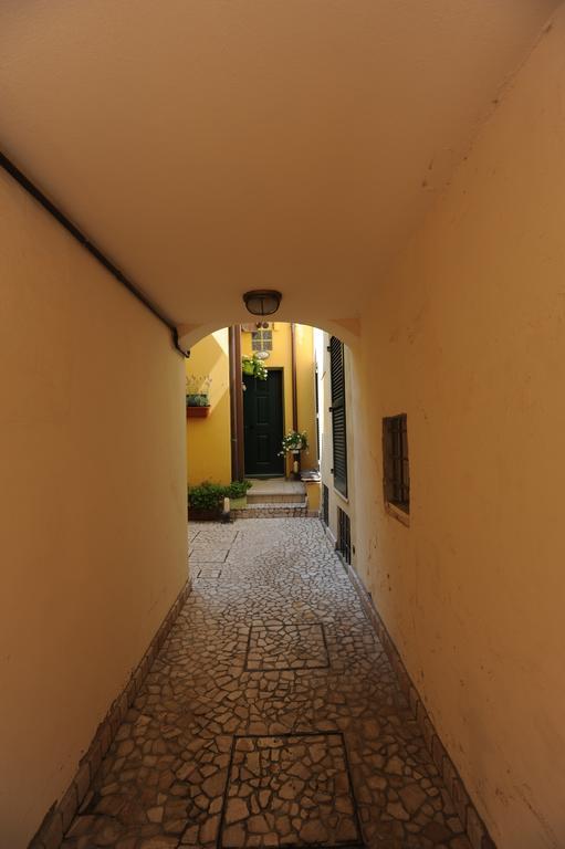 B&B Aurora Domus D'A-Mare Pesaro Dış mekan fotoğraf