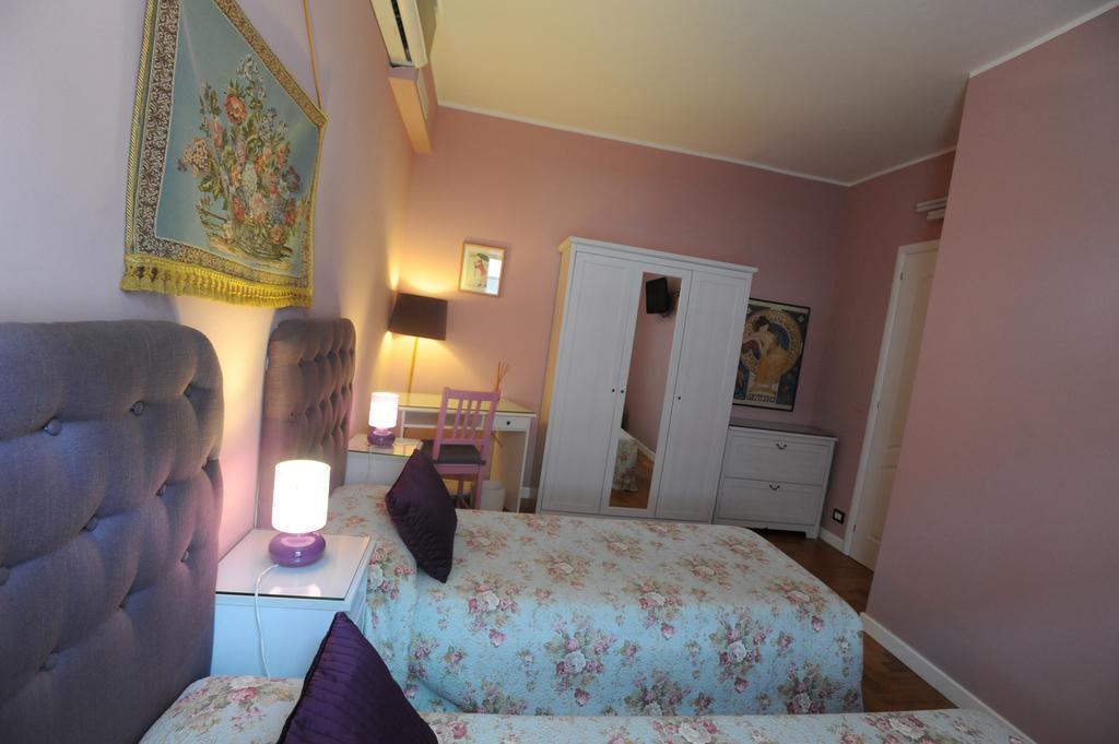 B&B Aurora Domus D'A-Mare Pesaro Oda fotoğraf