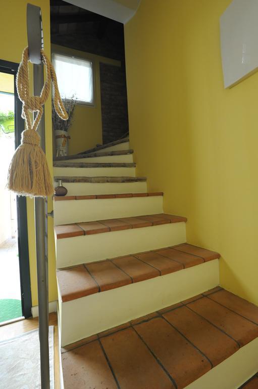 B&B Aurora Domus D'A-Mare Pesaro Dış mekan fotoğraf