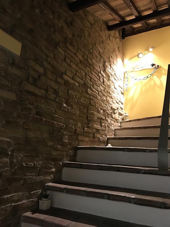 B&B Aurora Domus D'A-Mare Pesaro Dış mekan fotoğraf
