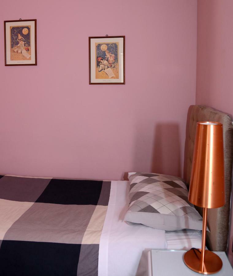 B&B Aurora Domus D'A-Mare Pesaro Dış mekan fotoğraf